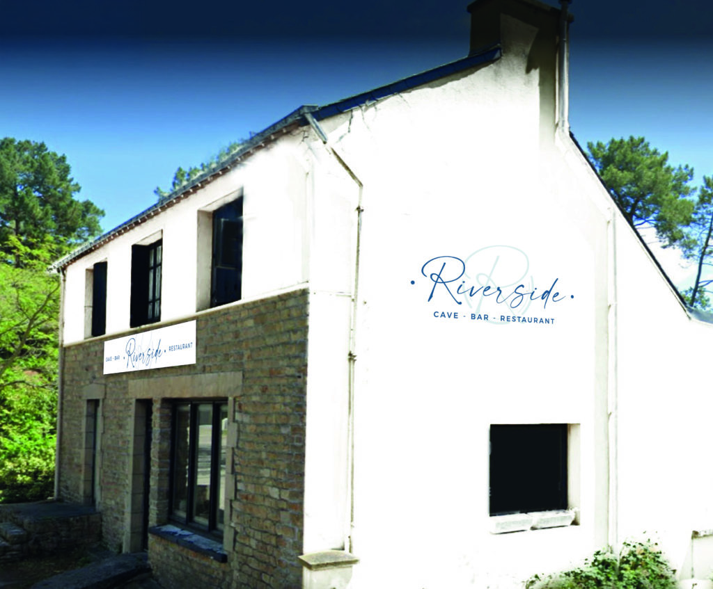 Création de logo et Façade peinte Riverside - Le Vincin